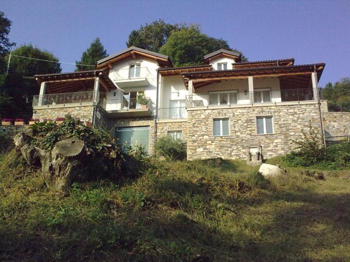 Casa Erica Lägenhet Cannobio Exteriör bild