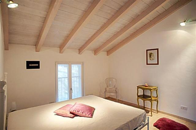 Casa Erica Lägenhet Cannobio Exteriör bild