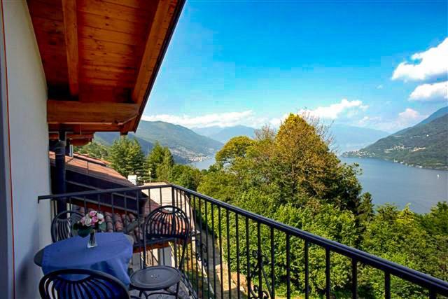 Casa Erica Lägenhet Cannobio Exteriör bild