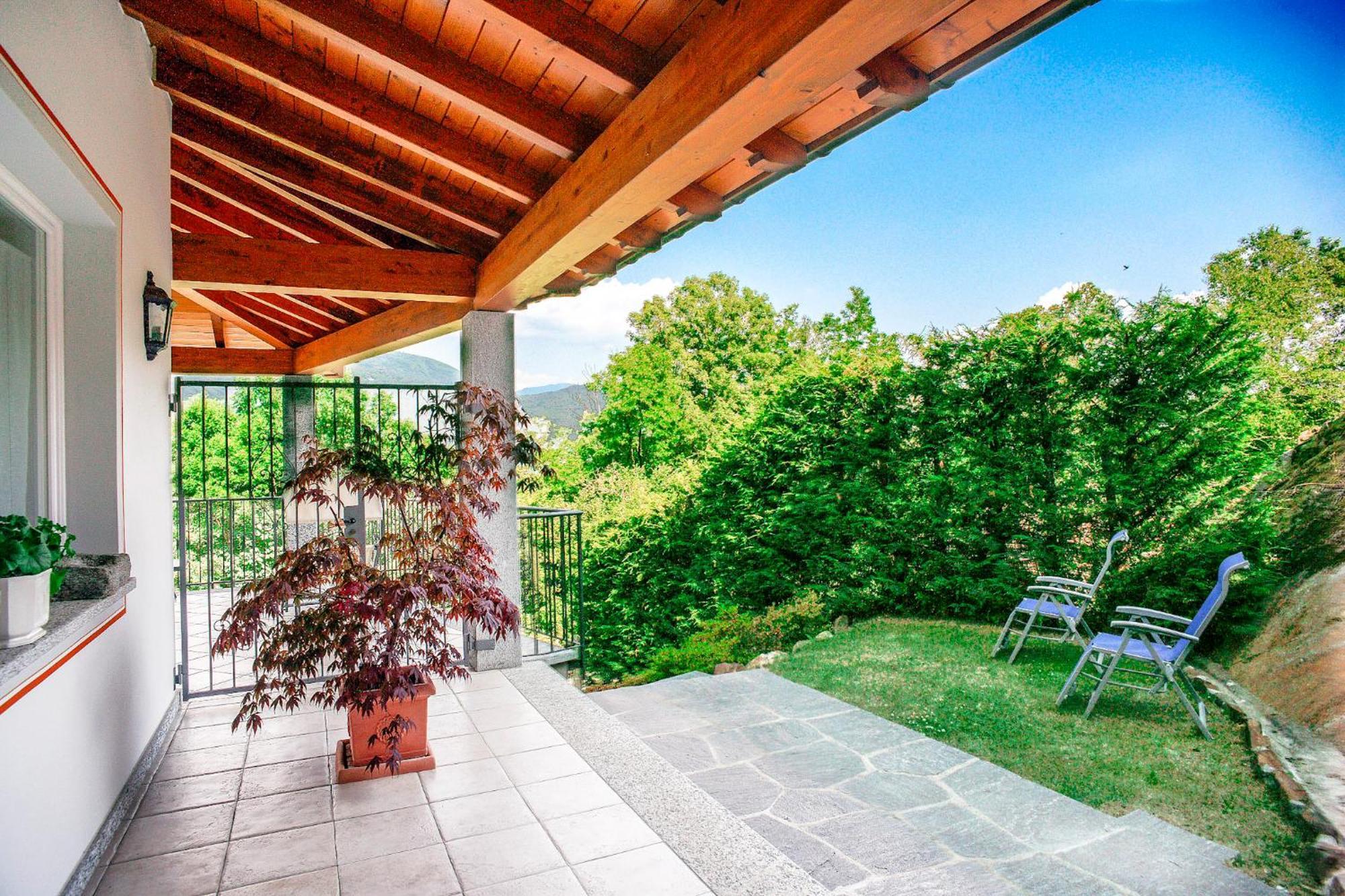 Casa Erica Lägenhet Cannobio Exteriör bild